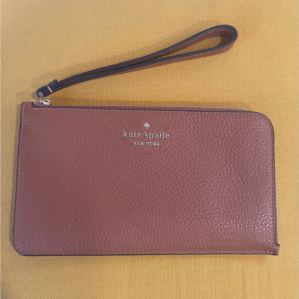Kate Spade Tan Zip Wallet